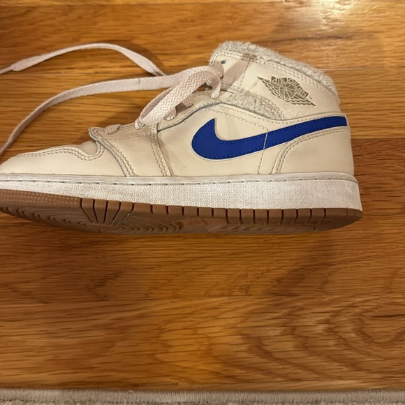 nike jordan’s - Picture 2 of 5